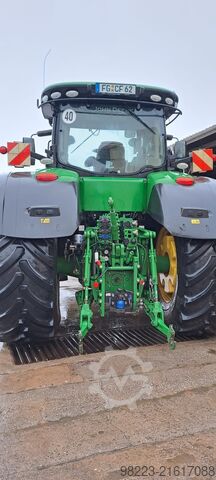 Traktor John Deere 7270 R