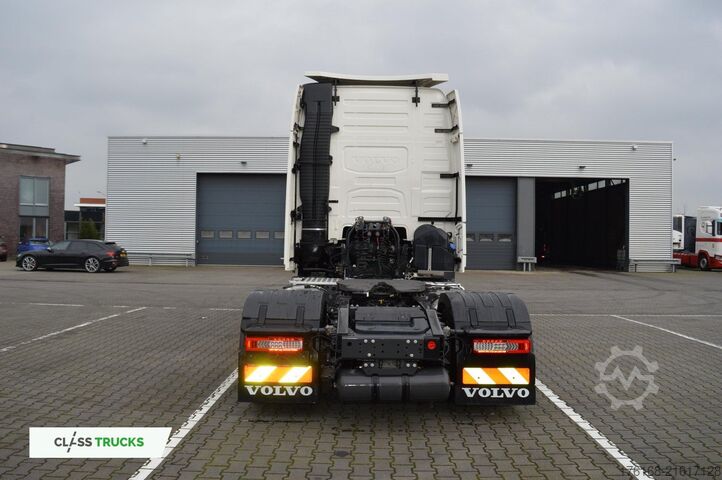 Standard tractor unit VOLVO FH 460 Globetrotter XL Varios i-Save
