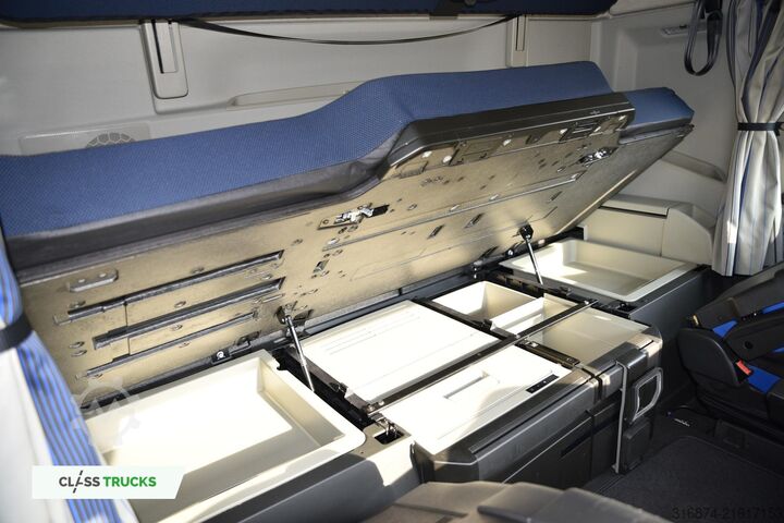 Standard tractor unit VOLVO FH 500 Globetrotter XL Varios