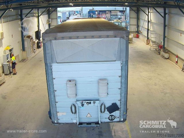Auflieger mit Pritsche & Plane Schmitz Cargobull Curtainsider Mega
