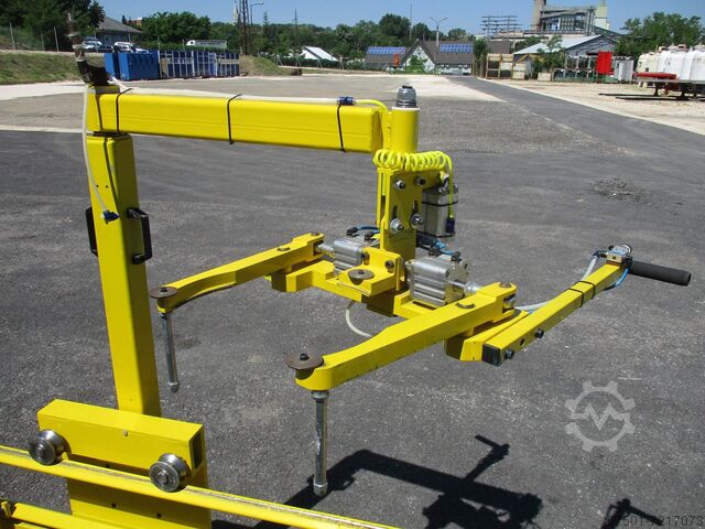 Handling device, manipulator Manipulator arm Handlingsystem