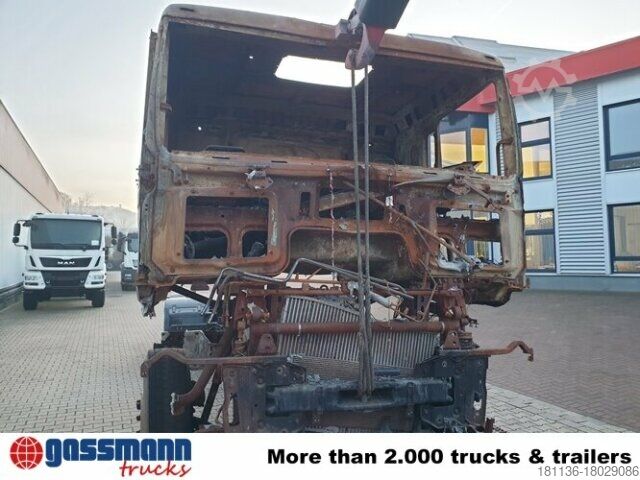 LKW-Fahrgestell MAN TGA 26.440 6x2 BL Brandschaden