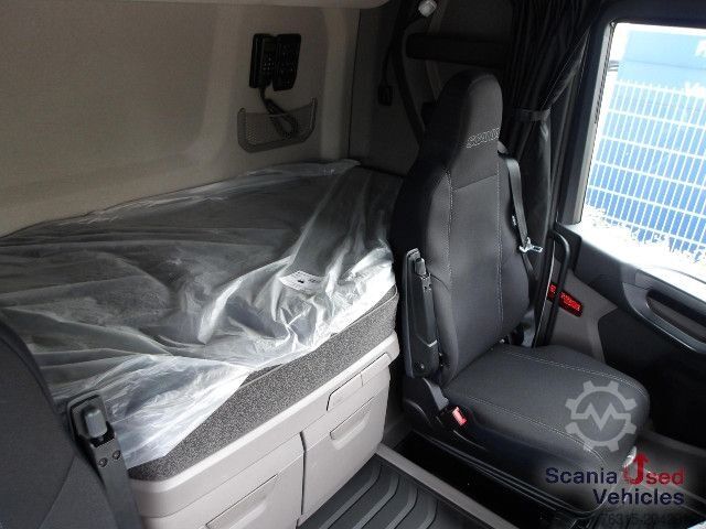 Volumen SZM Scania R 460 EB - MEGA - HIGHLINE - 2x TANKs - ACC