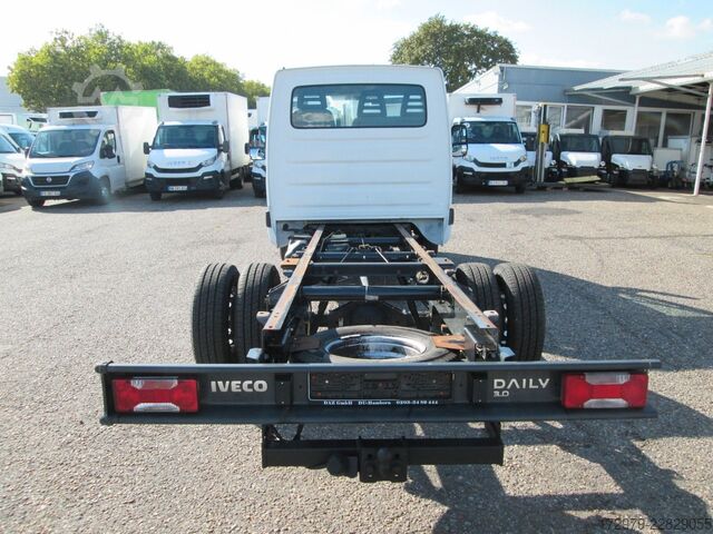 Van chassis IVECO 60 C15 3.0 *Fahrgestell*