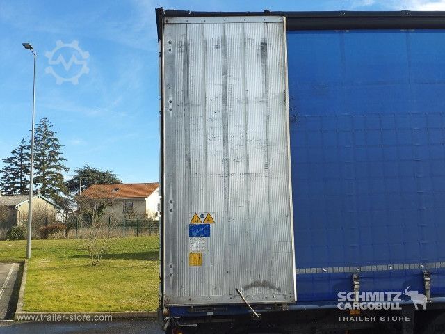 Open semitrailer with tarp Schmitz Cargobull Semitrailer Curtainsider Standard Hayon
