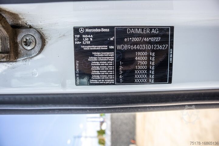 Standard tractor Mercedes-Benz AROCS 1845 HAD + HYDR.