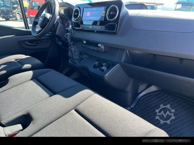 Panel van MERCEDES-BENZ Sprinter 311 CDI Kasten lang Sitzhz.+Klima+MBUX