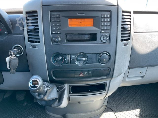 Pick-up van MERCEDES-BENZ Sprinter 313 CDI 2.7m Doka Pritsche/ AHK/ E5