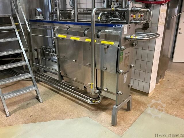 Gebrauchter Tetra Pak Vierstufen-Pasteurisator Alfa C6-SR
