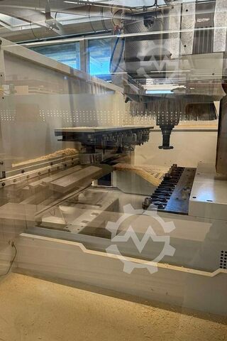 Bearbeitungszentrum SCM morbidellli author m100