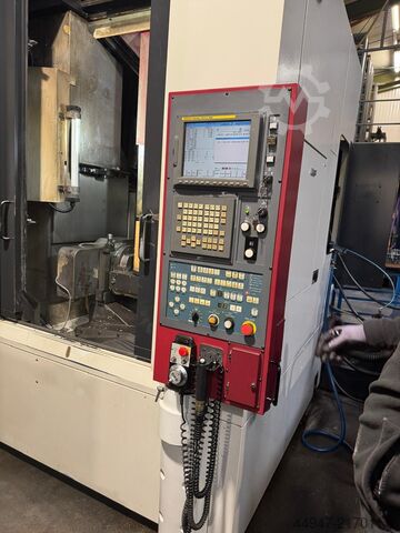 5 Achsen vertikales Bearbeitungszentrum OKK VP 400