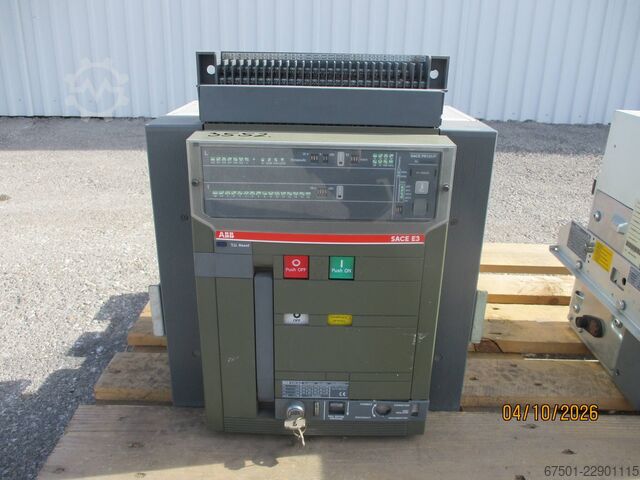 Circuit braker ABB Leistungsschalter 3200A E3N 32 (3552)