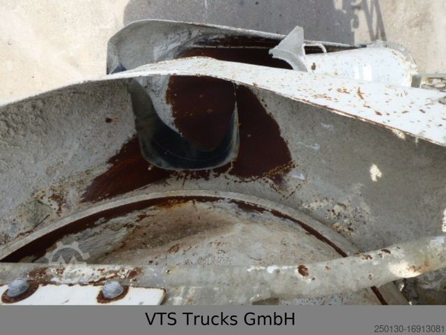 Semitrailer  Stetter 10 kbm Betonmischer mit Deutz Motor