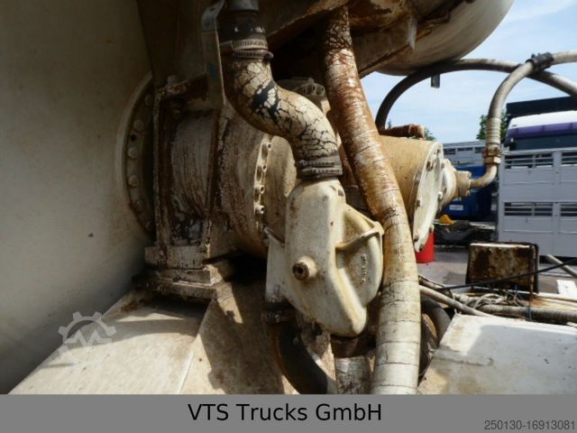 Semitrailer  Stetter 10 kbm Betonmischer mit Deutz Motor