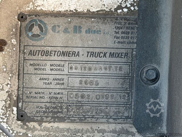 Concrete mixer truck DAF CF 85
