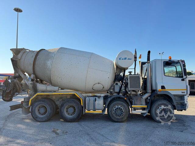 Concrete mixer truck DAF CF 85