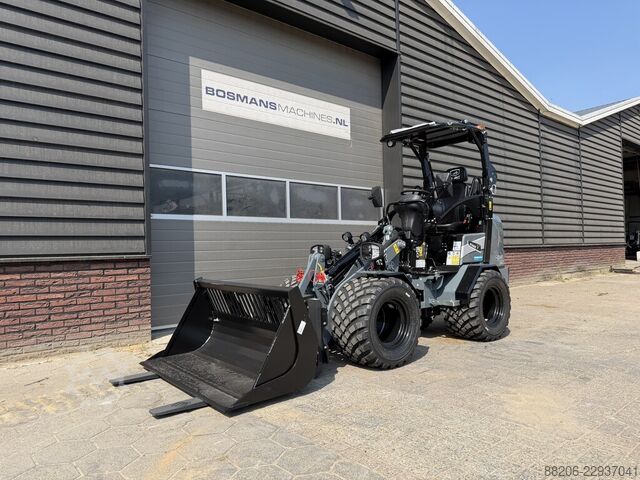GIANT G1500L X-TRA mini loader NEW boom suspension €625 LEASE GIANT G1500L X-TRA minishovel NIEUW giekvering €625 LEASE