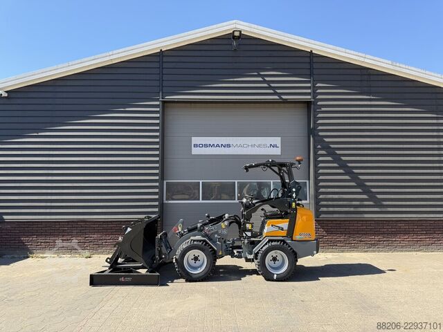 Giant G1500 L X-tra mini loader NEW €540 LEASE GIANT G1500 L X-tra minishovel NIEUW €540 LEASE