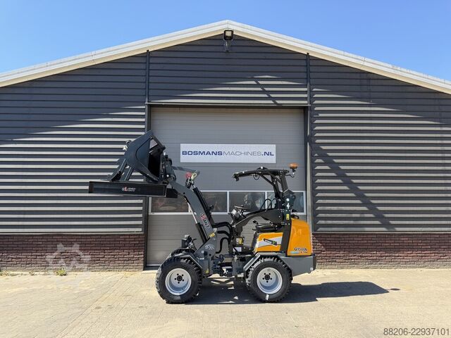 Giant G1500 L X-tra mini loader NEW €540 LEASE GIANT G1500 L X-tra minishovel NIEUW €540 LEASE