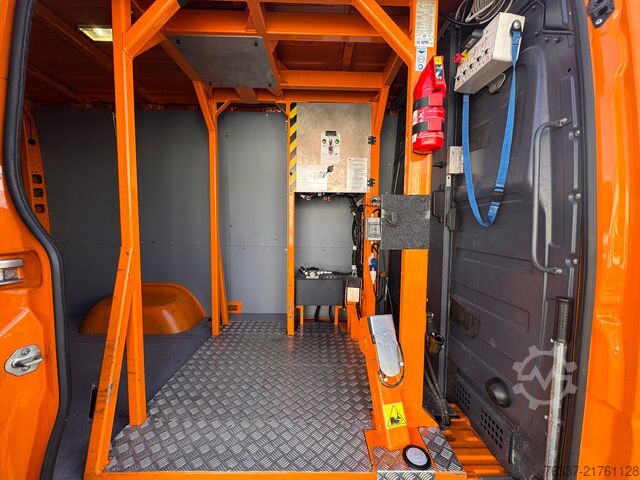 Work platform Mercedes-Benz Sprinter 516 Steiger France Elevateur142