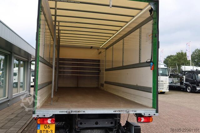 Box body Volvo FL 210 Bakwagen + DHollandia 1500 kg