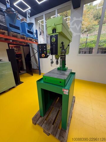 Upright drilling machine ACIERA 22VA