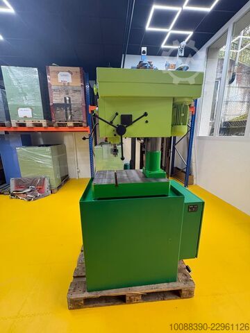 Upright drilling machine ACIERA 22VA