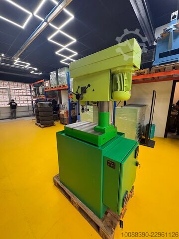 Upright drilling machine ACIERA 22VA