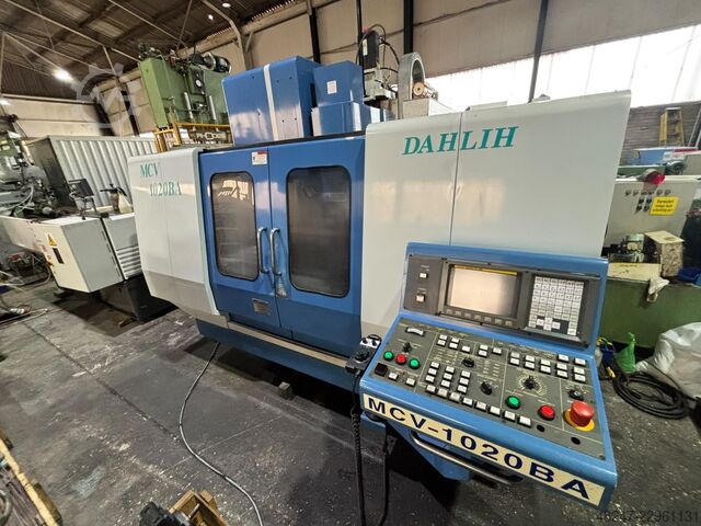Vertical machining center DAHLIH MCV 1020