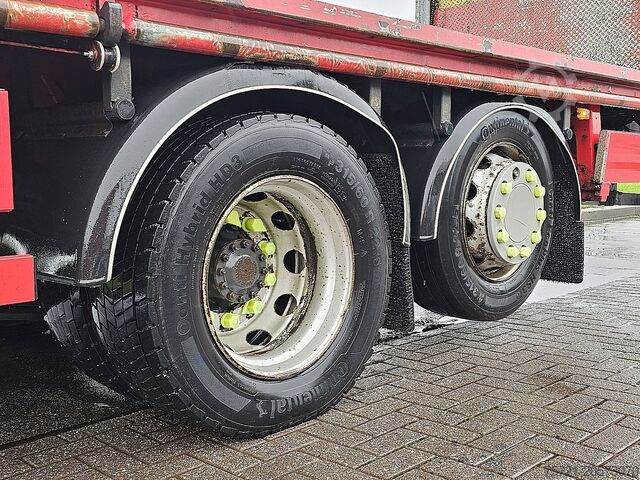 Loading platform RENAULT PREMIUM 380