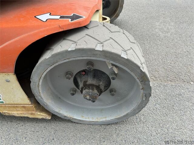 Aerial platform JLG Toucan 12E (1933)