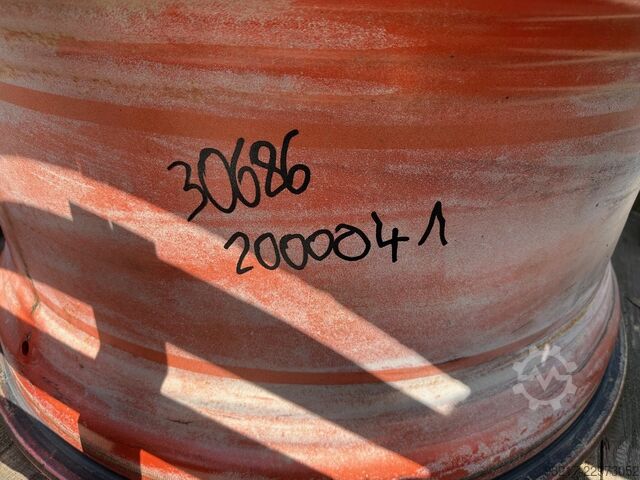 CLAAS 2 Claas Felgen TW20BX38 CLAAS 2 Claas Felgen TW20BX38