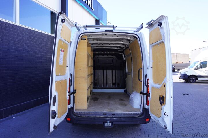 Delivery van Renault Master 2.3 dCi L2H2 EURO 6 - Airco - Cruise - C...