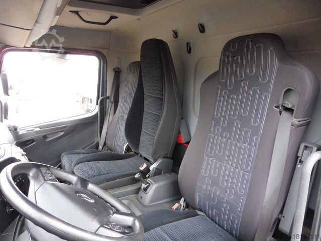 Transporter mit Koffer MERCEDES-BENZ 818 Atego 4x2, 6.200mm lang, Möbel, Klima