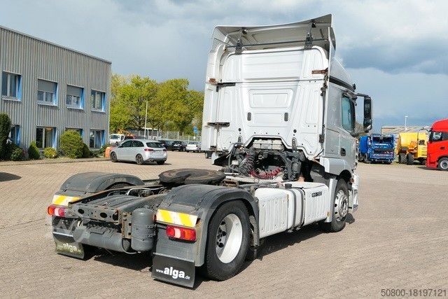 Standard tractor unit MERCEDES-BENZ 2443 LS Actros 6x2, 3-Achser, 24to. GG, Waage