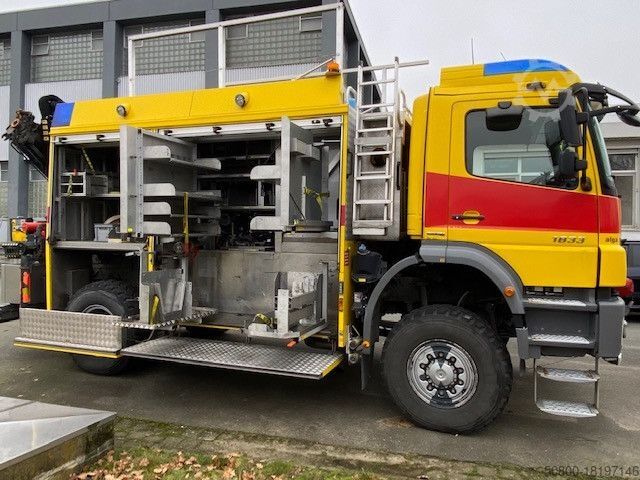 Special purpose truck MERCEDES-BENZ 1833 Axor 4x4, Kran Palfinger, Rosenbauer, AHK