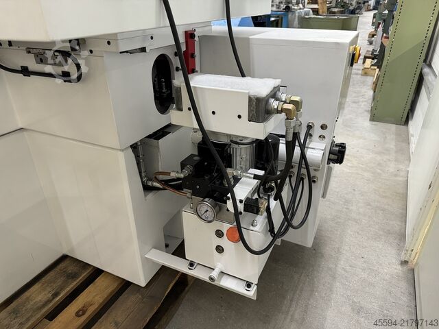 Cylindrical grinding machine Studer S20-2
