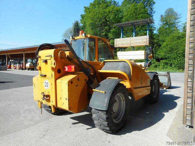 Telescopic loader JLG 4013