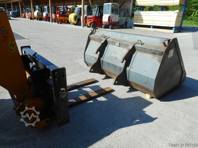 Telescopic loader JLG 4013