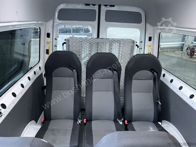 Passenger transport VW Crafter