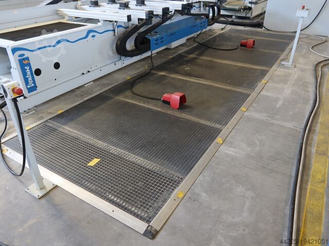 Bearbeitungszentren mit Konsolentisch WEEKE VENTURE 5