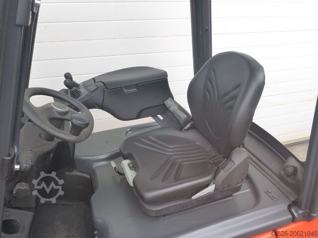 Electric 3-wheel forklift Linde E16 C