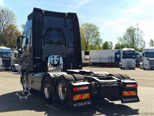 Standard-SZM Volvo FH 13.540 Globetrotter XL 6x2 - "25 year editio...