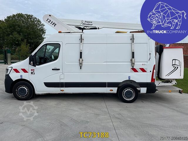 Lifting platform Renault Master Hoogtewerker