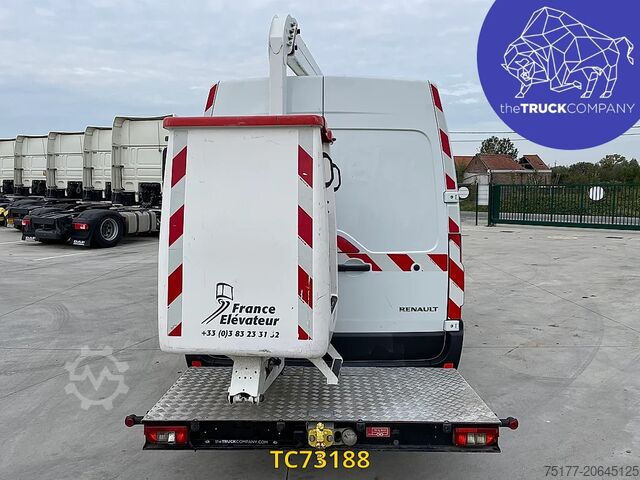 Lifting platform Renault Master Hoogtewerker