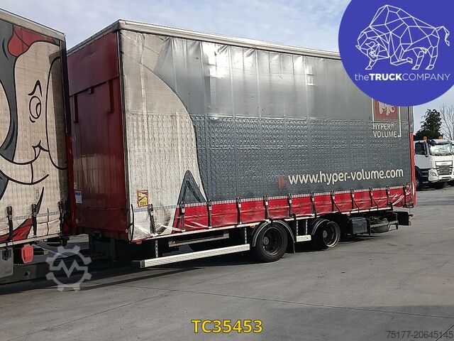 Sliding tarpaulins Fruehauf