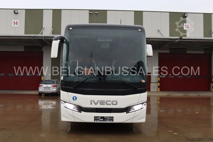 Intercitybus Iveco Evadys 12m / Rear door / 3-point seat belts / N...
