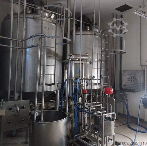 Behälter 4 X 4000 LITRE CREAM TANKS