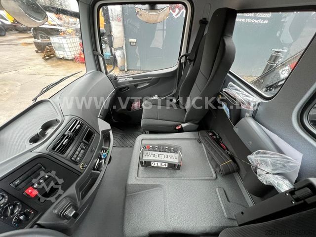 Transporter mit Kipper MERCEDES-BENZ Atego 823 4x2 DSK mit HIAB 072 Ladekran *NEU*