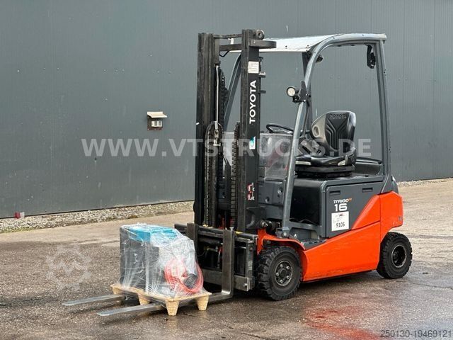 Front loader forklift TOYOTA 16 T 48V Elektro Lithium-Ionen Batterie